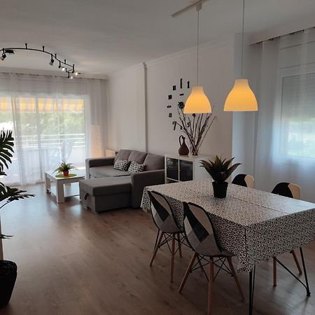 Apartamento Completo Muy Cerca Del Centro Ideal Para Familias Con Piscina Figueres  Exteriör bild