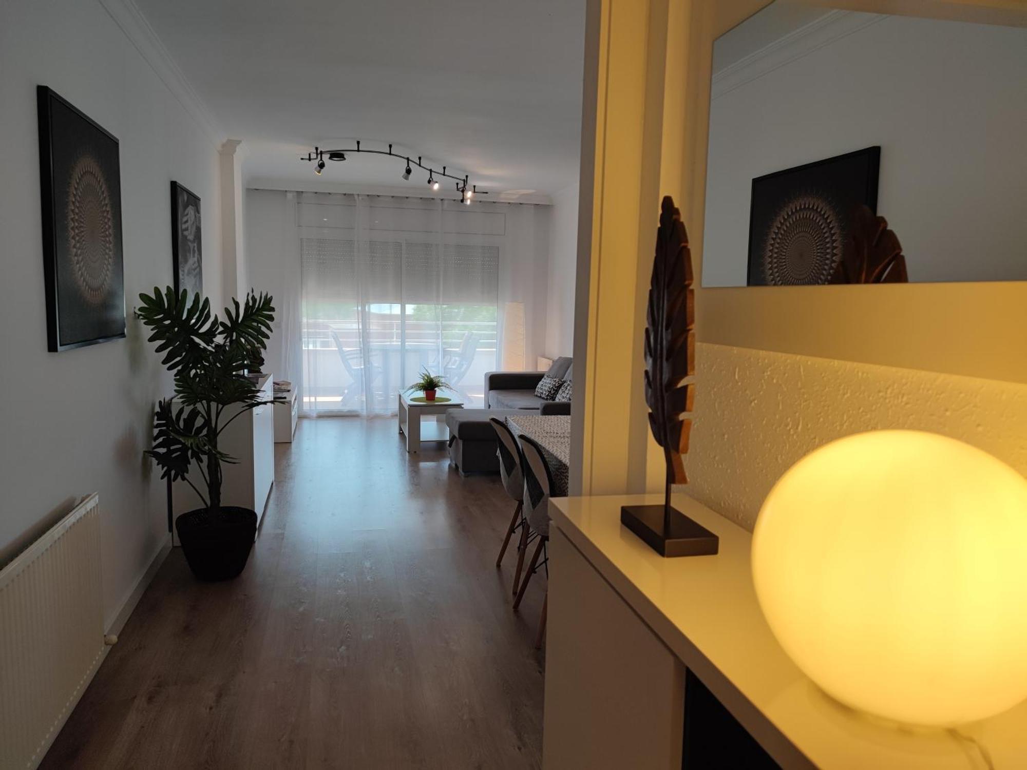 Apartamento Completo Muy Cerca Del Centro Ideal Para Familias Con Piscina Figueres  Exteriör bild